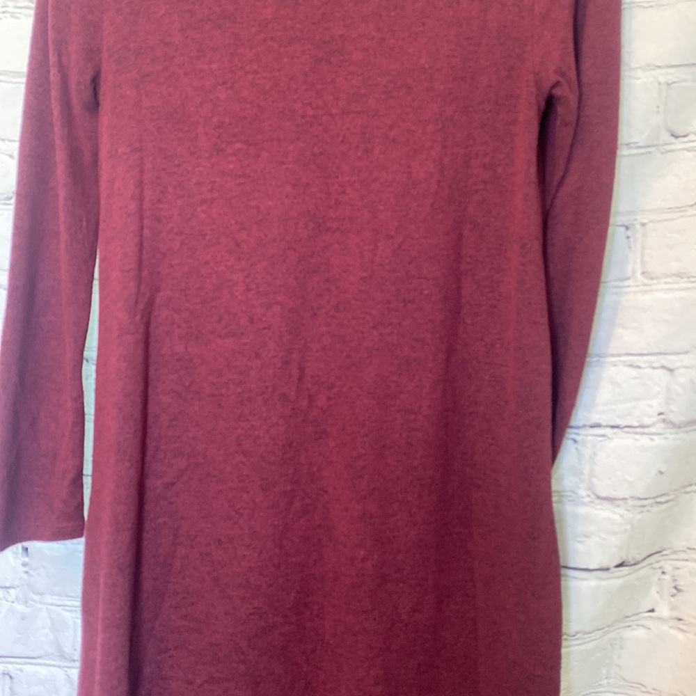Z Supply Burgundy Red Henley Long Sleeve Dress Size Medium Excellent Condition - Picture 8 of 10